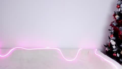 Snapshot of love_coin chatting on 01.22.25 Love is name - I want to be your hobby General of hearts troops online show from 01.22.25