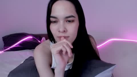 Snapshot of love_coin chatting on 01.24.25 Love is name - I want to be your hobby General of hearts troops online show from 01.24.25