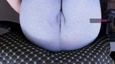 Snapshot of love_hard_kiru chatting on 02.11.26 Kira online show from 02.11.26