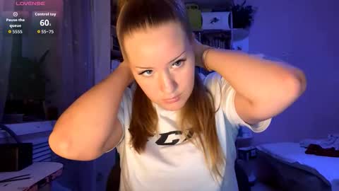 Megan online show from 10.10.25