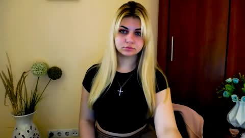 Alexya online show from 01.07.25