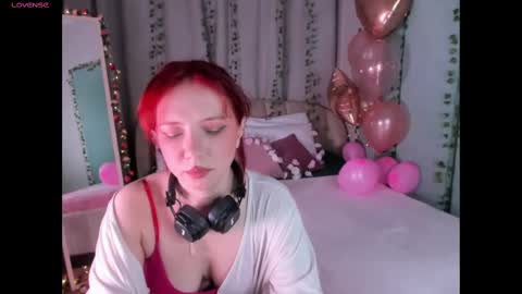 Lola online show from 02.17.25