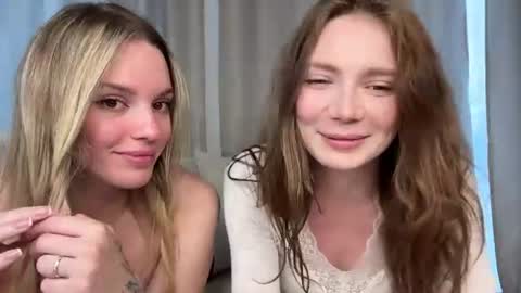 Snapshot of love_machine_ chatting on 06.13.26 Sofi online show from 06.13.26