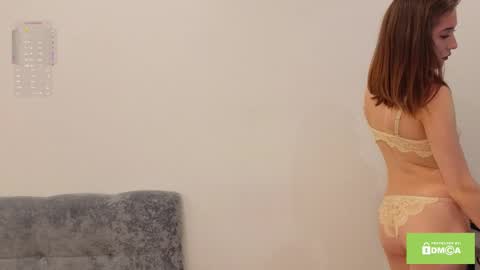 Snapshot of love_polly chatting on 10.19.25 Polly online show from 10.19.25