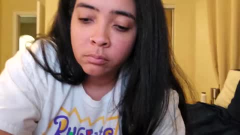 Snapshot of love_raquel_xo chatting on 10.03.25 Raquel Love online show from 10.03.25