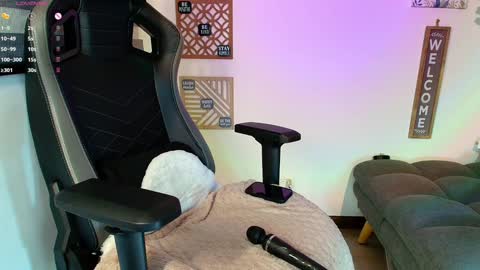 Snapshot of love_sharol chatting on 01.28.25 Sharol Leon online show from 01.28.25