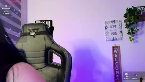 Snapshot of love_sharol chatting on 02.24.25 Sharol Leon online show from 02.24.25