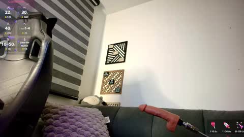 Snapshot of love_sharol chatting on 10.22.25 Sharol Leon online show from 10.22.25