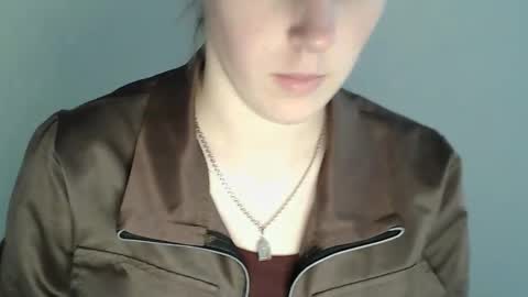 Vivian online show from 11.13.25