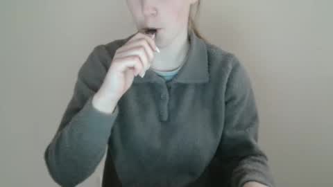 Vivian online show from 03.31.26