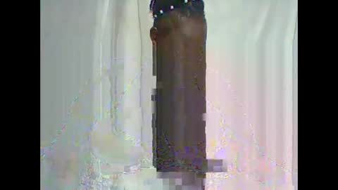 Snapshot of lovebigmelon chatting on 11.16.25 Lynn online show from 11.16.25