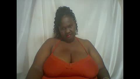 Lynn online show from 11.24.25