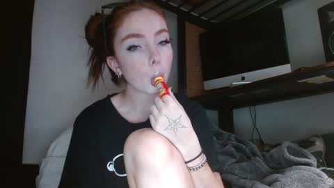 Snapshot of lovecalixo chatting on 02.02.25 Cali Love online show from 02.02.25