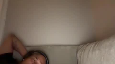 Snapshot of loved19 chatting on 01.16.26 loved19 online show from 01.16.26