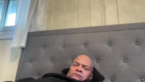 Snapshot of loved19 chatting on 02.24.26 loved19 online show from 02.24.26