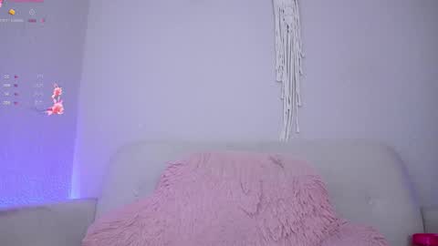 katalina   online show from 10.12.25