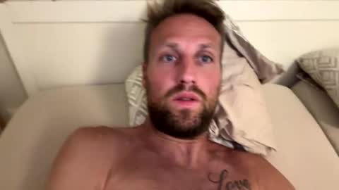 Snapshot of lovefuesse chatting on 09.11.25 lovefuesse online show from 09.11.25