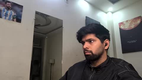 Snapshot of lovehairyindian chatting on 02.22.25 Indian hairy online show from 02.22.25