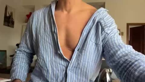 Loveisperfect online show from 02.14.26