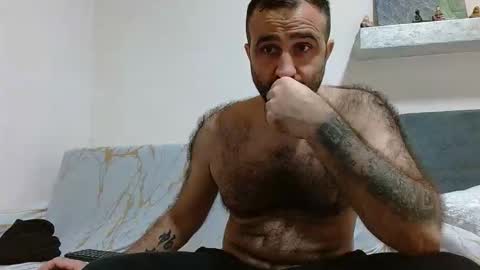 loveivat80 online show from 12.14.25