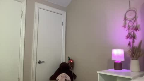 Snapshot of loveivyy chatting on 02.12.25 just Ivy D online show from 02.12.25