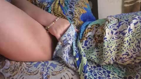 Snapshot of lovelace390 chatting on 10.28.25 Amber online show from 10.28.25