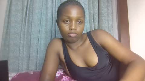 Snapshot of lovelbrownie chatting on 10.03.25 lovelbrownie online show from 10.03.25