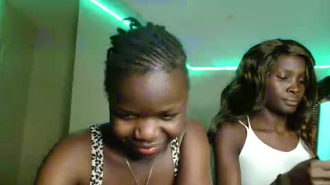 Snapshot of lovelent_shaz chatting on 02.27.26 Shaz online show from 02.27.26
