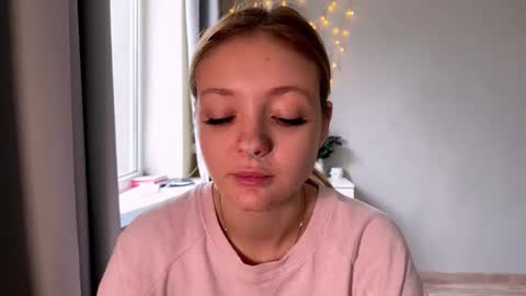 Ella online show from 12.23.25