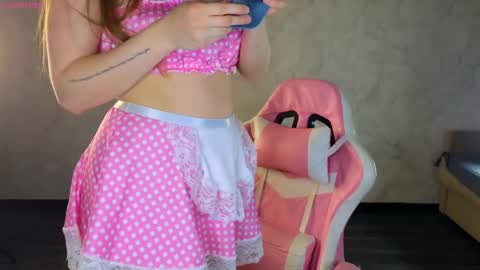 Molly online show from 04.13.26