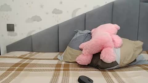 Snapshot of lovellykitty_1 chatting on 02.25.26 lovellykitty online show from 02.25.26