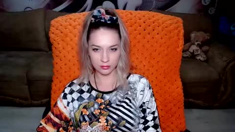 private open online show from 02.03.25
