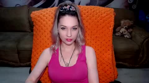 private open online show from 02.10.25