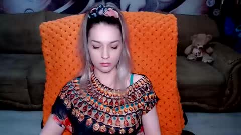 private open online show from 03.04.25