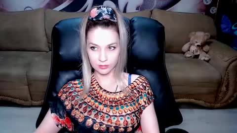 private open online show from 03.09.25