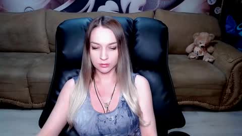 private open online show from 03.10.25