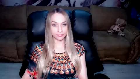 private open online show from 09.12.25