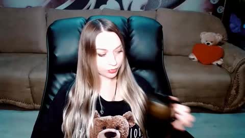 private open online show from 02.02.26