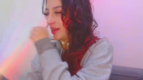 Snapshot of lovely_akira_xwx chatting on 02.04.26 Tami online show from 02.04.26