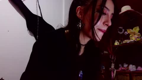 Snapshot of lovely_akira_xwx chatting on 07.09.26 Tami online show from 07.09.26