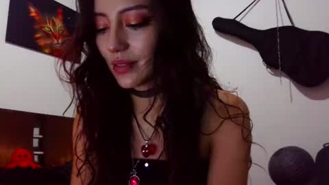 Snapshot of lovely_akira_xwx chatting on 07.14.26 Tami online show from 07.14.26