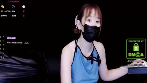 Snapshot of lovely_asahi chatting on 10.24.25 lovely asahi online show from 10.24.25