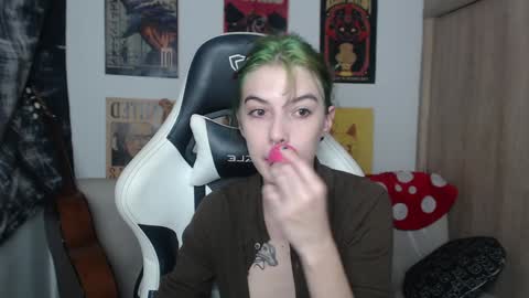 Cassie online show from 12.18.24