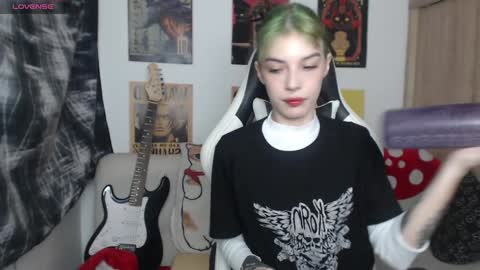 Cassie online show from 12.25.24
