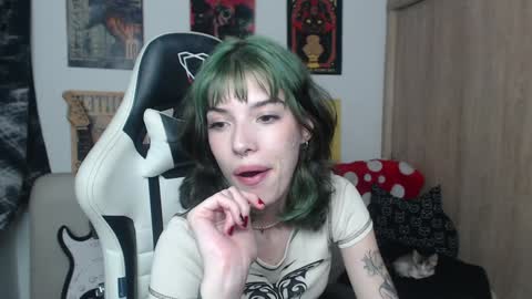 Cassie online show from 01.06.25