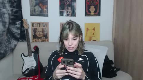 Cassie online show from 02.25.25