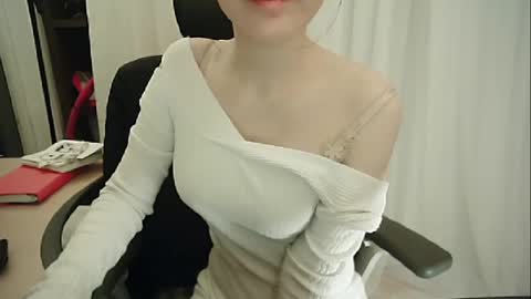 DANA KIM online show from 03.09.25