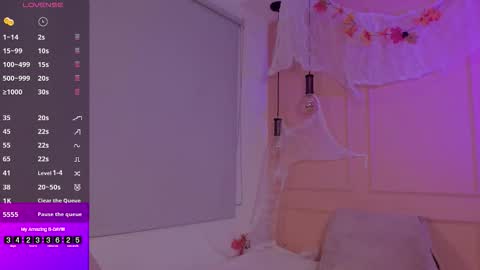 Emma online show from 10.18.25