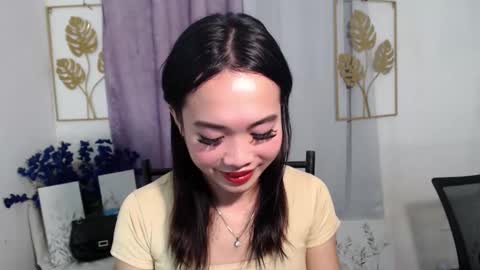 lovely_lianne online show from 04.15.26
