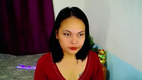 Snapshot of lovely_mara69x chatting on 11.13.25 lovely_mara69x online show from 11.13.25